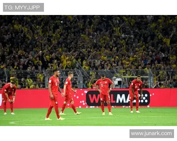 英超激战：拜仁4-0多特蒙德红牌事件引发全场热议与转会传闻