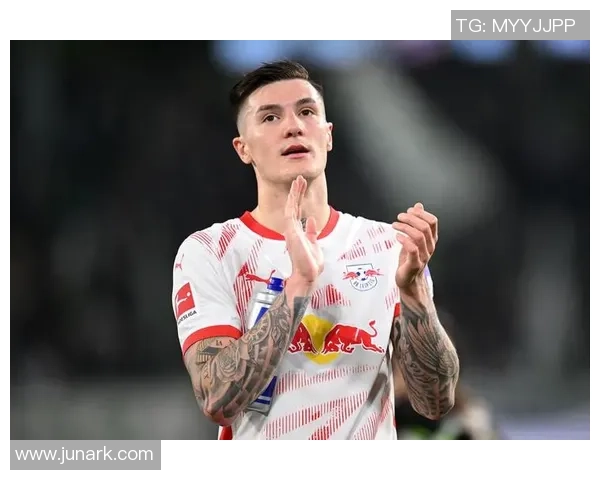 英超精彩对决那不勒斯与莱比锡战成平局冷门瞬间引发全场沸腾